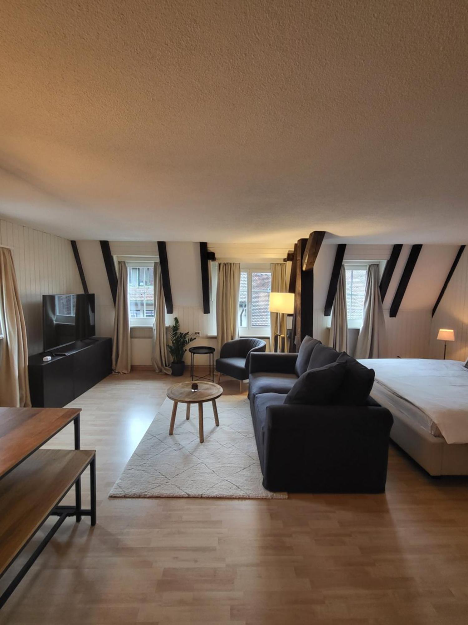 Stylish Apartment In The Heart Of Zug By Airhome Quarto foto